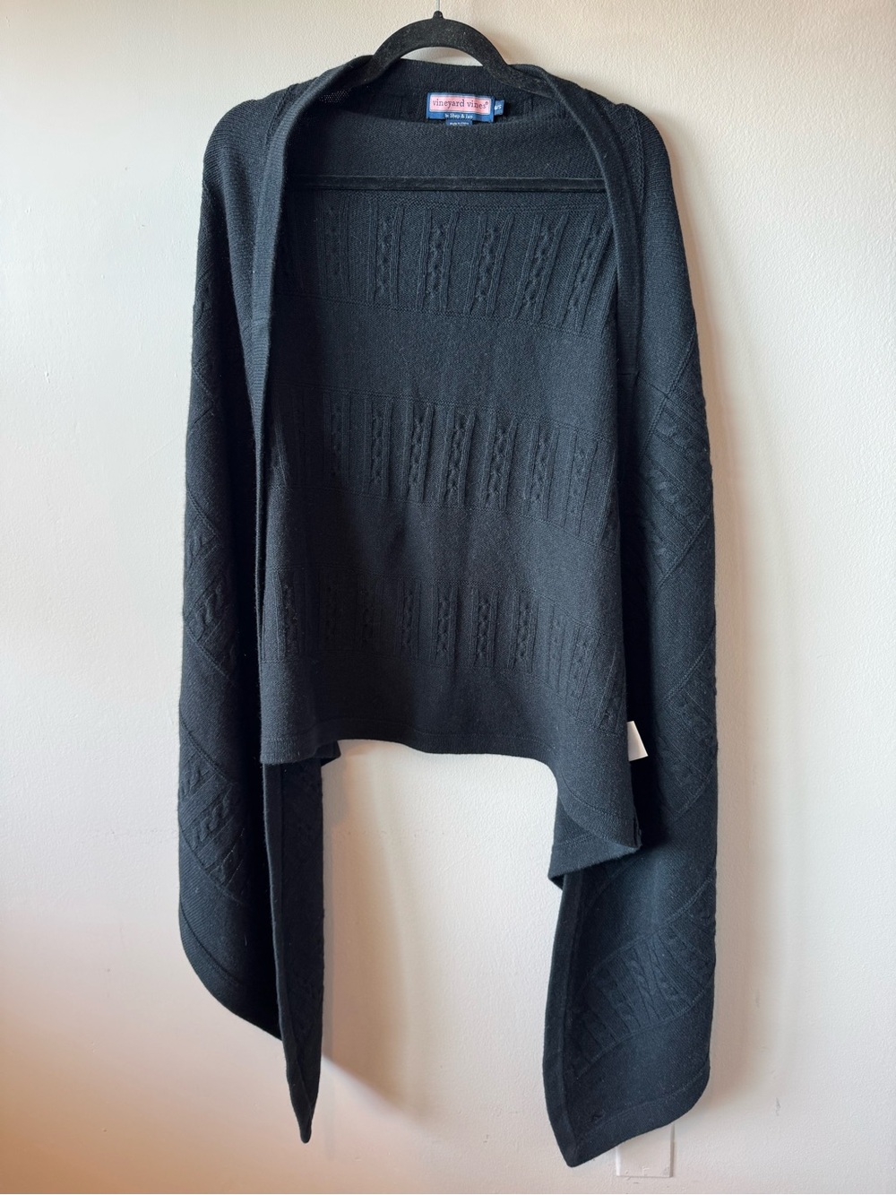 Vineyard Vines Black Cashmere and Wool Cable Knit Detail Shawl Wrap One Size